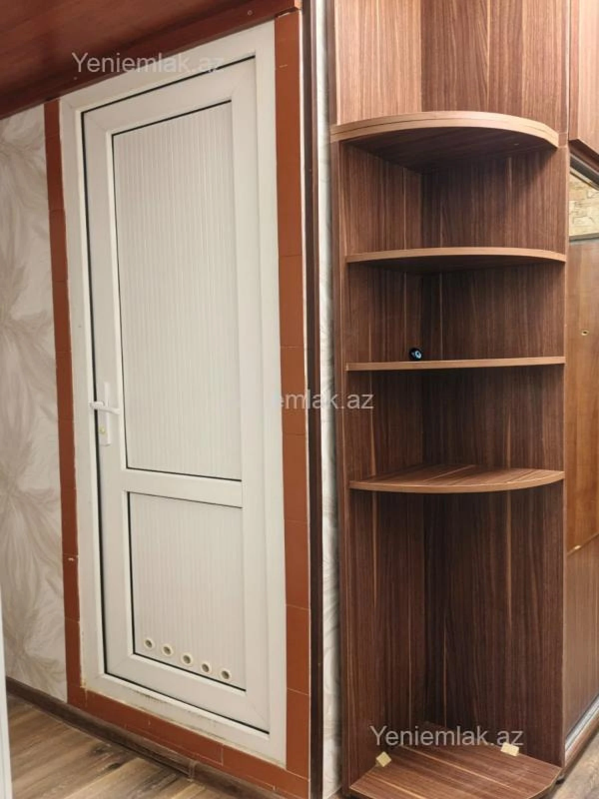 Satılır 1 otaqlı köhnə tikili 40 m²