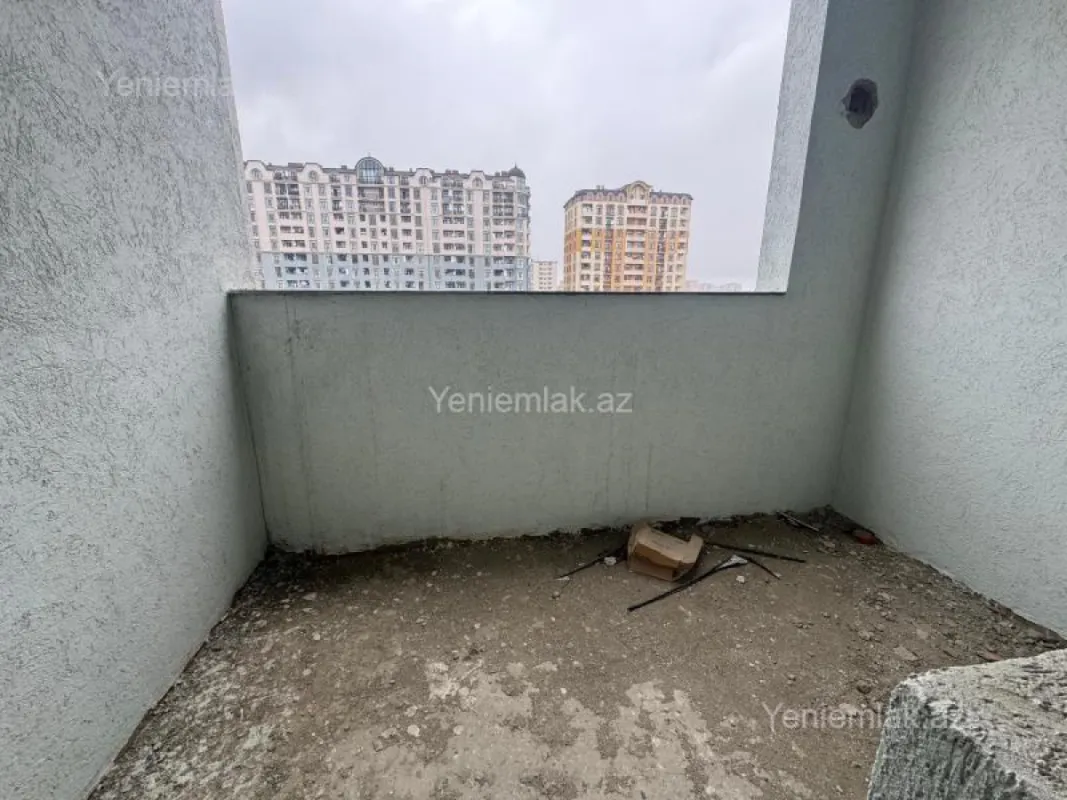 Satılır 3 otaqlı yeni tikili 100 m²