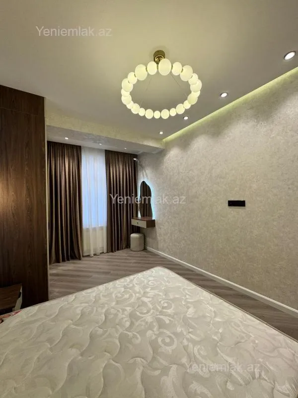 Satılır 3 otaqlı yeni tikili 91 m²