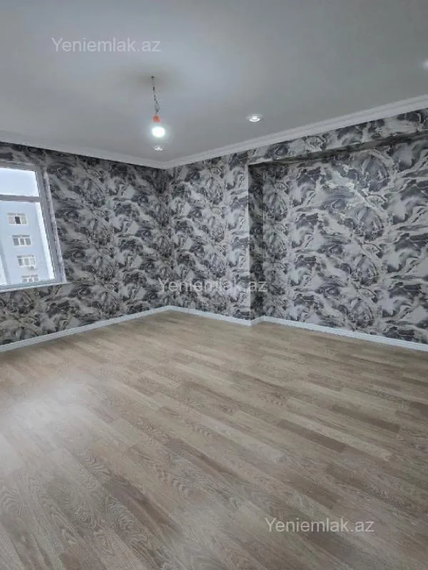 Satılır 2 otaqlı yeni tikili 72.5 m²
