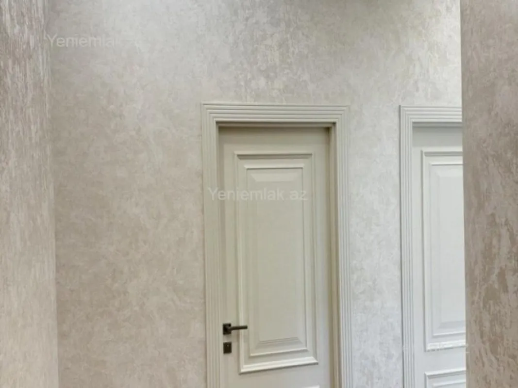 Satılır 3 otaqlı yeni tikili 100 m²