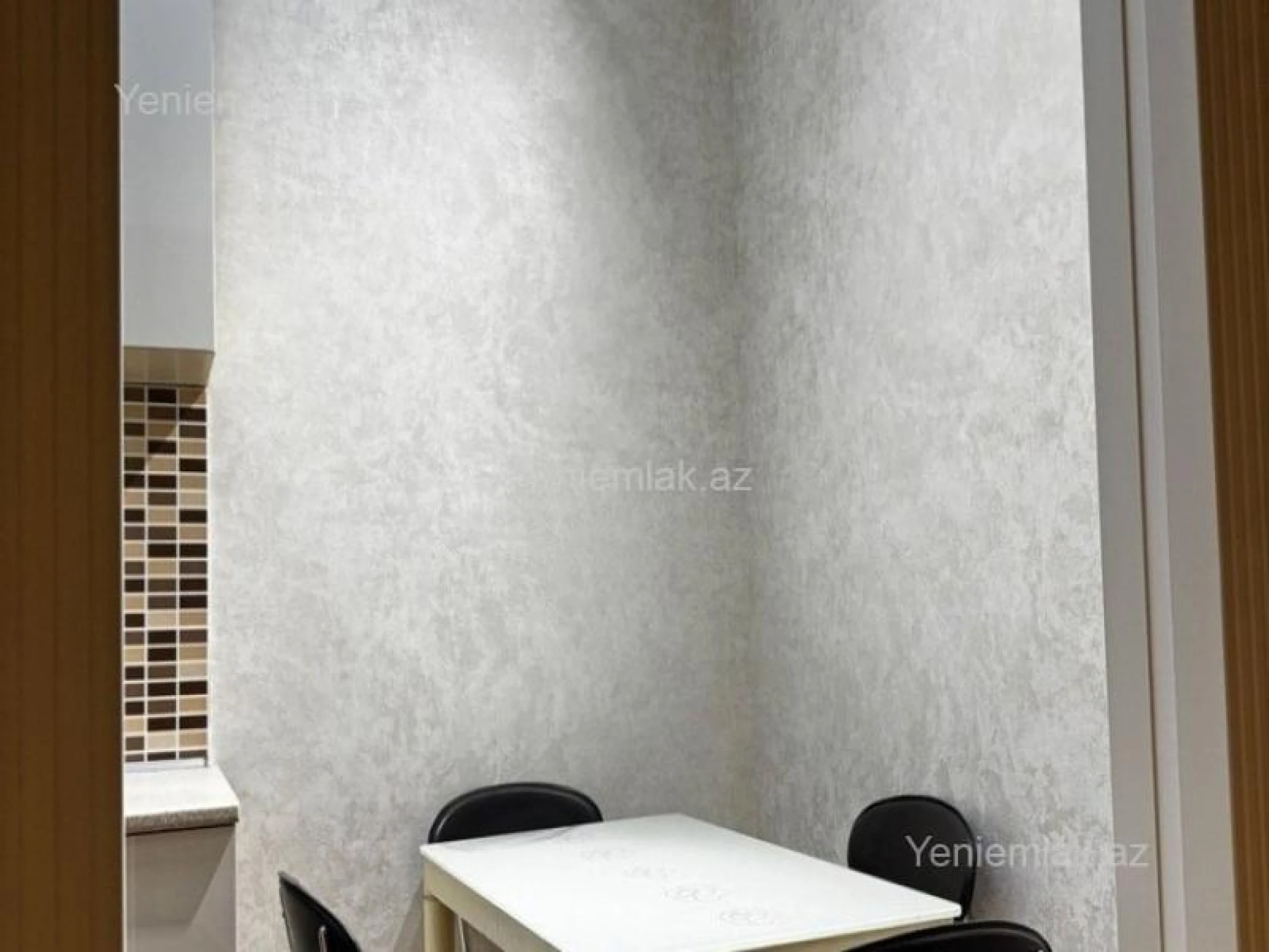 Satılır 3 otaqlı yeni tikili 100 m²