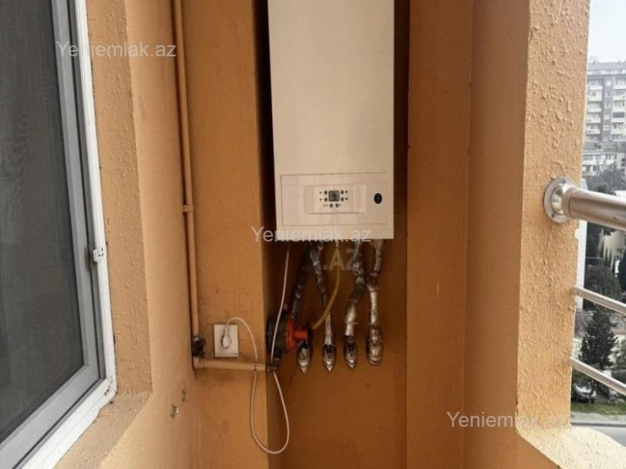 Satılır 3 otaqlı yeni tikili 100 m²