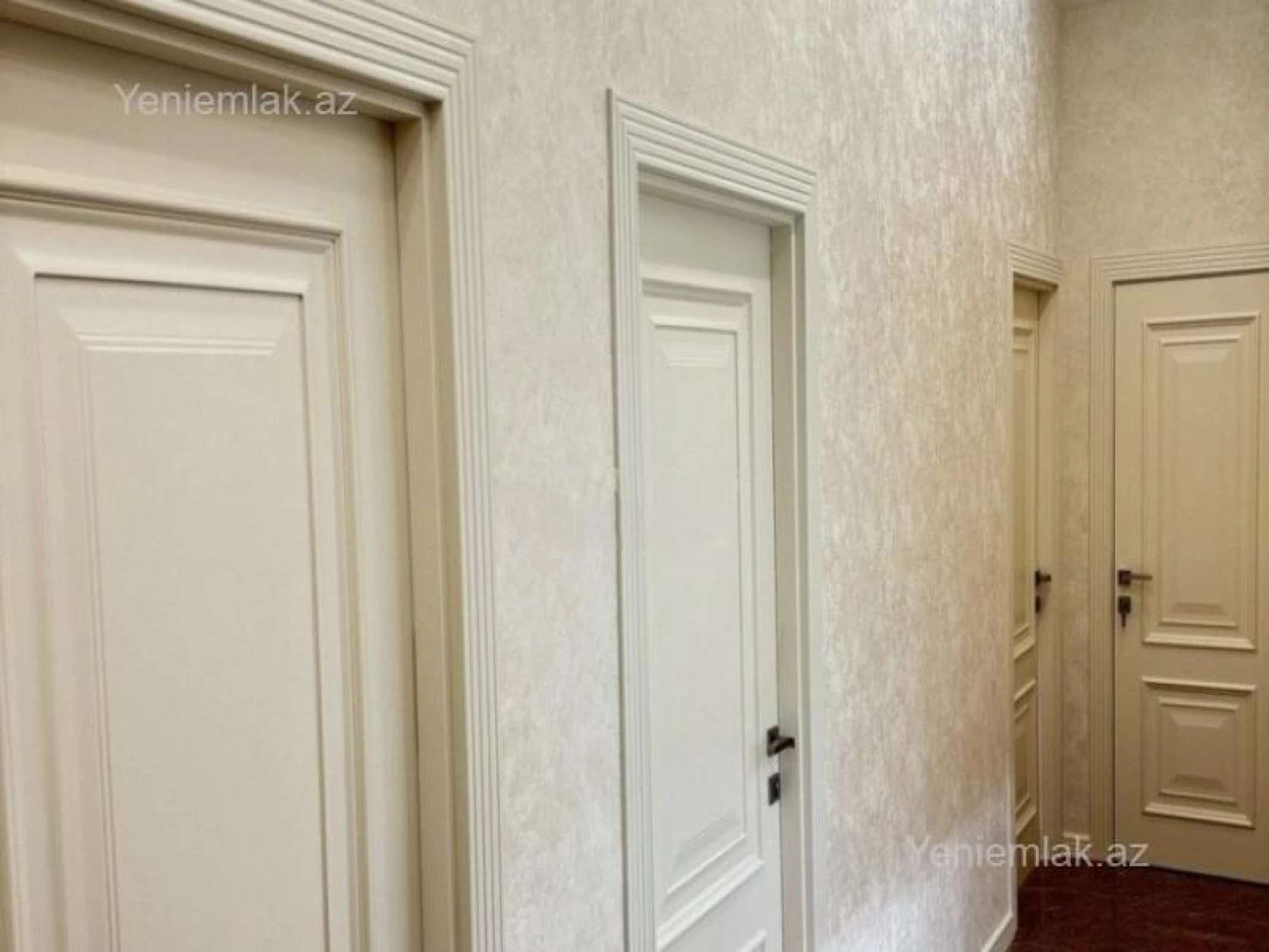 Satılır 3 otaqlı yeni tikili 100 m²