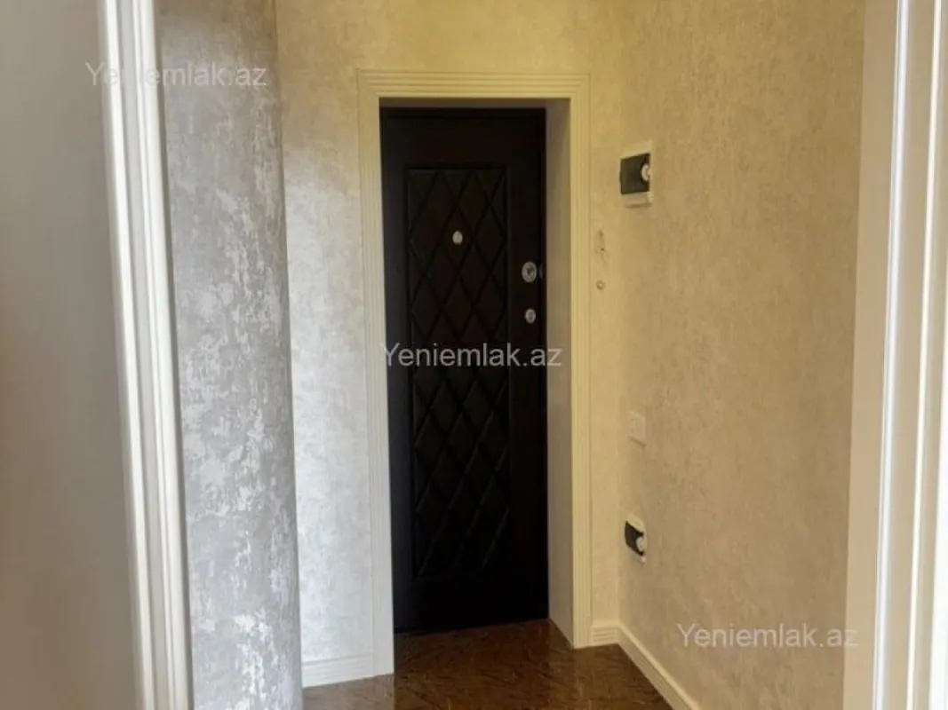 Satılır 3 otaqlı yeni tikili 100 m²