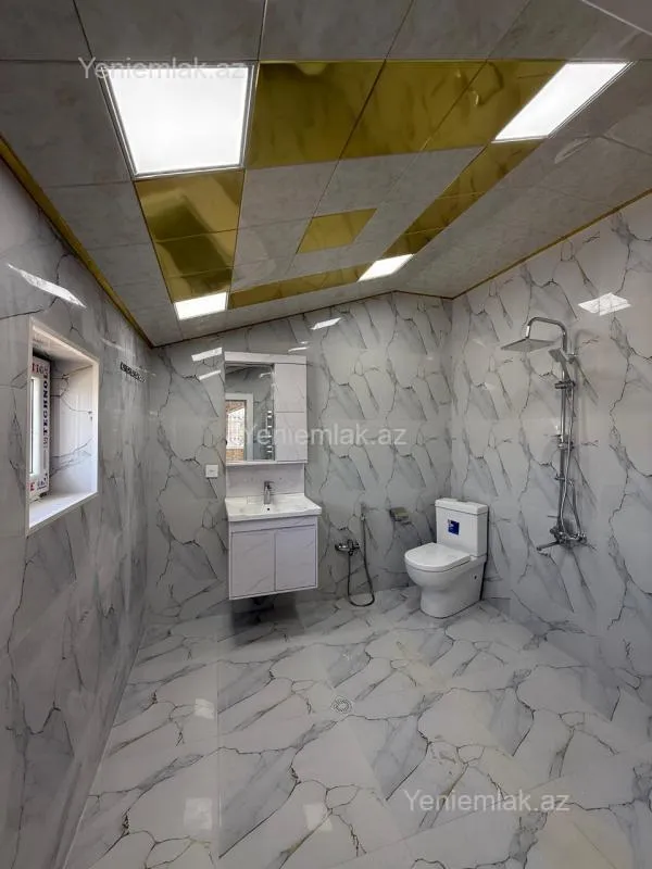 Satılır 6 otaqlı həyət evi 220 m²