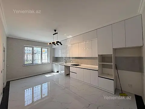 Satılır 6 otaqlı həyət evi 220 m²