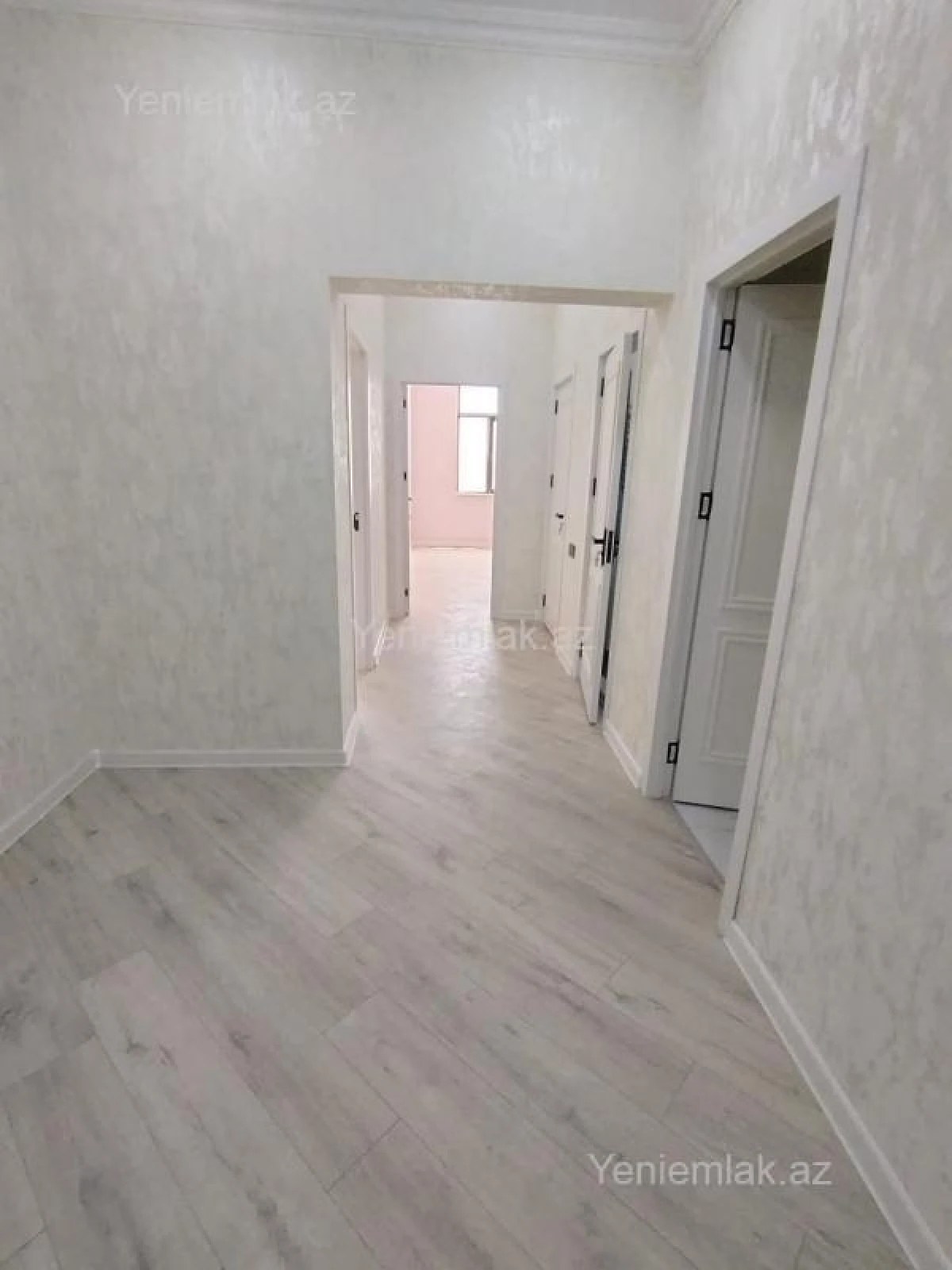 Satılır 2 otaqlı yeni tikili 75 m²