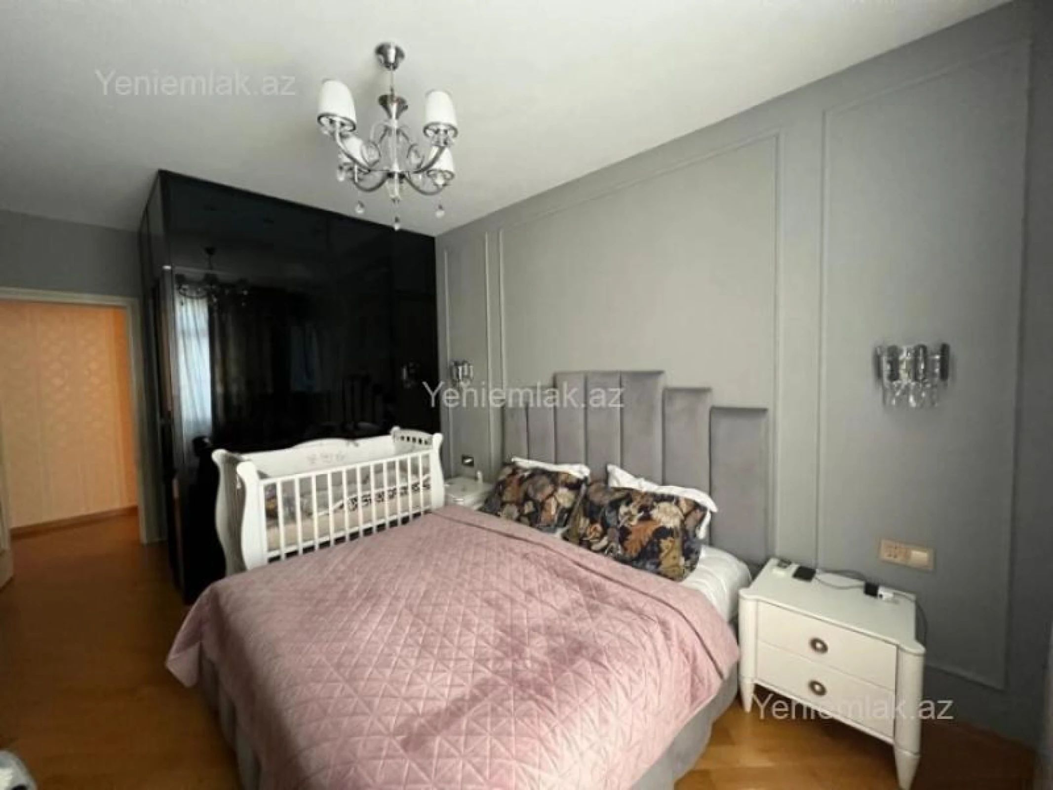 Satılır 3 otaqlı yeni tikili 145 m²