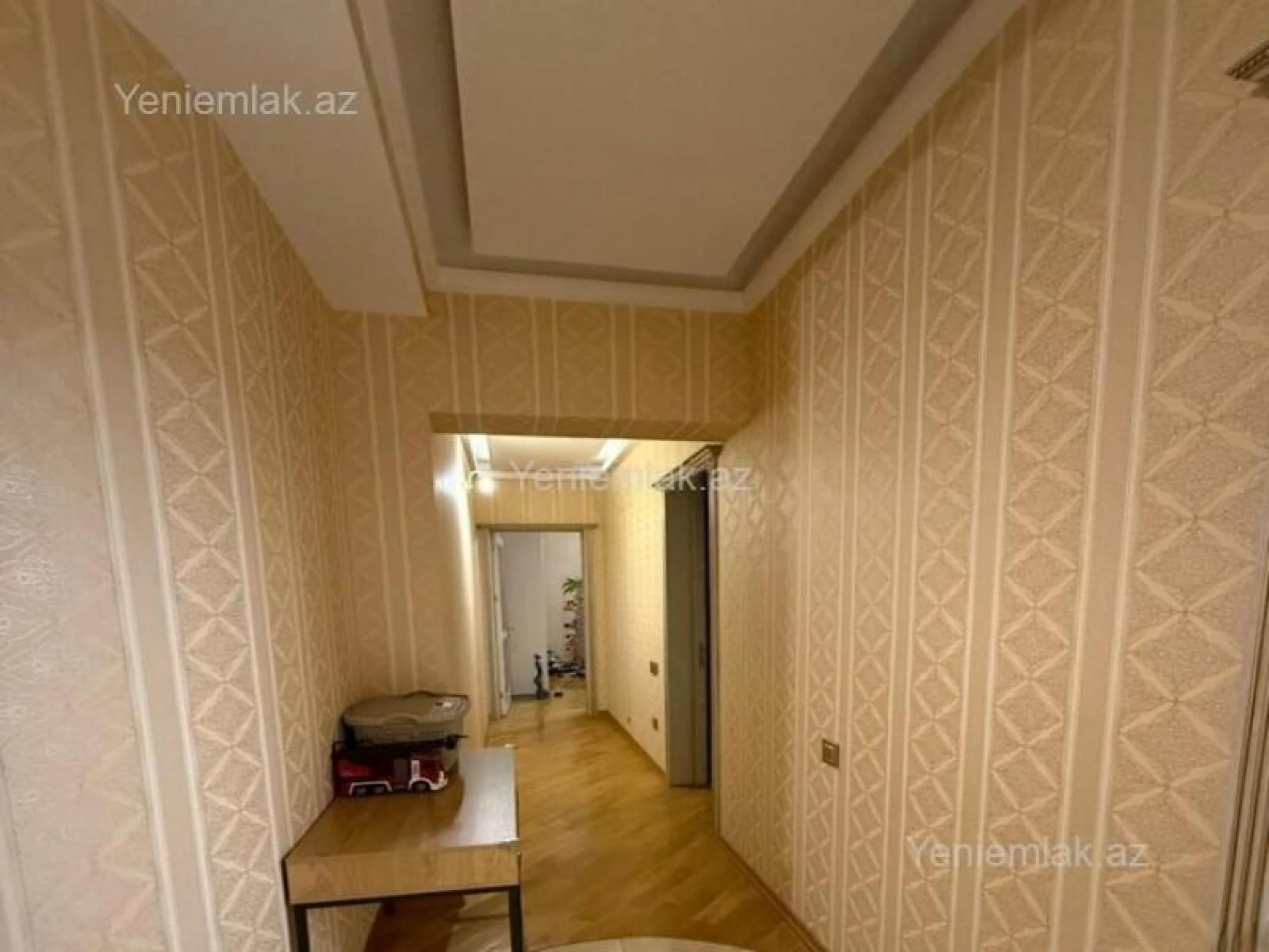 Satılır 3 otaqlı yeni tikili 145 m²