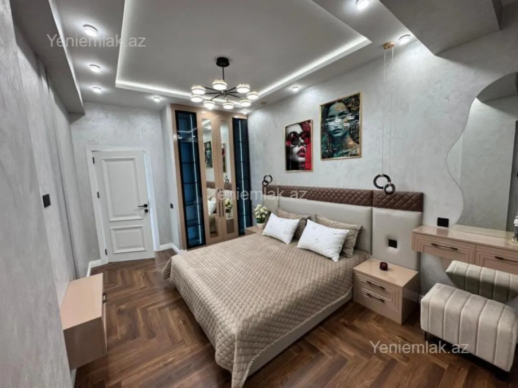 Satılır 3 otaqlı yeni tikili 80 m²