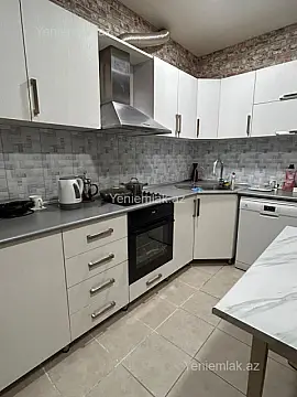 Satılır 3 otaqlı yeni tikili 120 m²