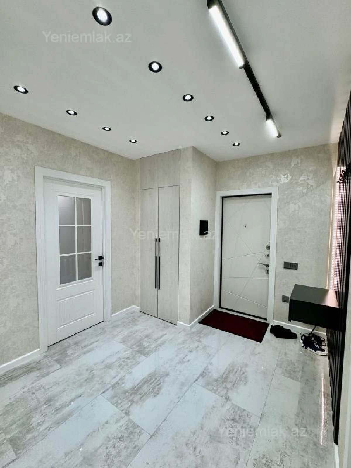 Satılır 3 otaqlı köhnə tikili 90 m²