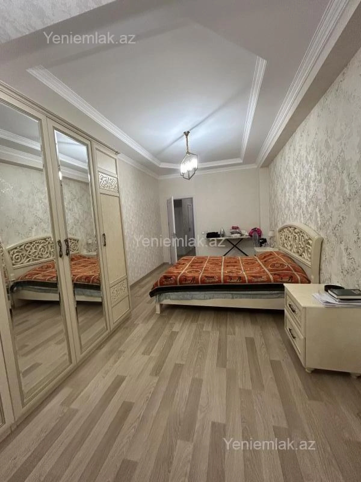 Satılır 2 otaqlı yeni tikili 100.7 m²