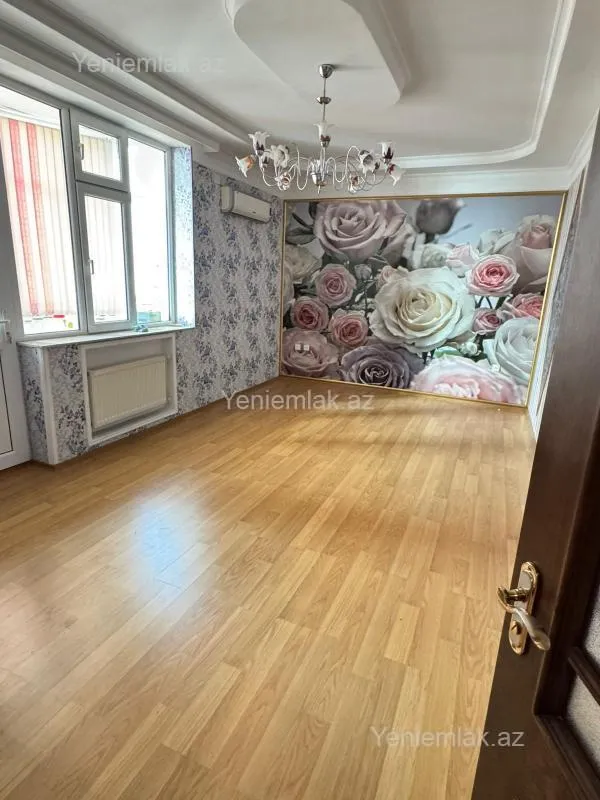 Satılır 3 otaqlı yeni tikili 121 m²