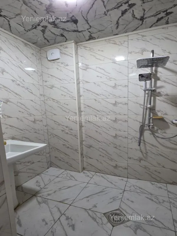 Satılır 2 otaqlı köhnə tikili 60 m²