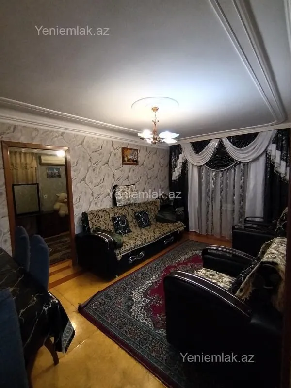Satılır 2 otaqlı köhnə tikili 52 m²
