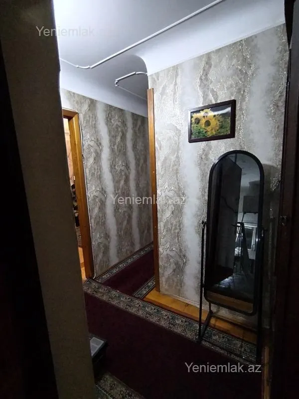 Satılır 2 otaqlı köhnə tikili 52 m²