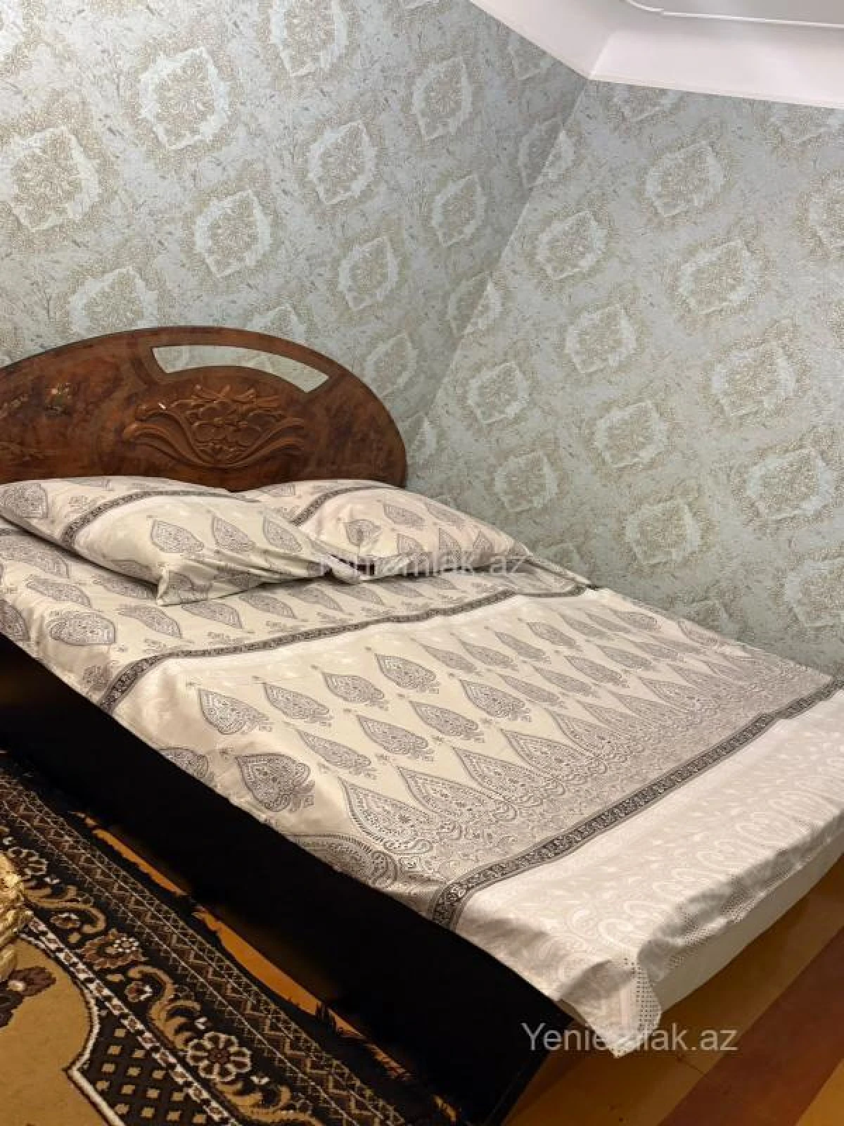 Satılır 2 otaqlı köhnə tikili 52 m²