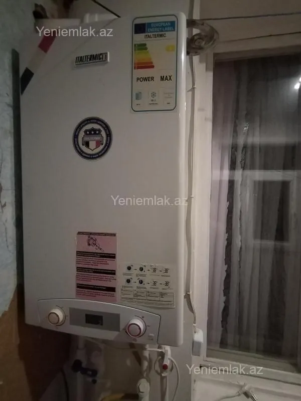 Satılır 2 otaqlı köhnə tikili 52 m²