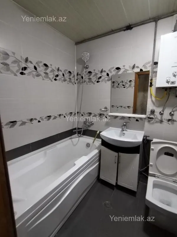 Satılır 2 otaqlı köhnə tikili 52 m²