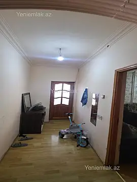 Satılır 2 otaqlı köhnə tikili 60 m²