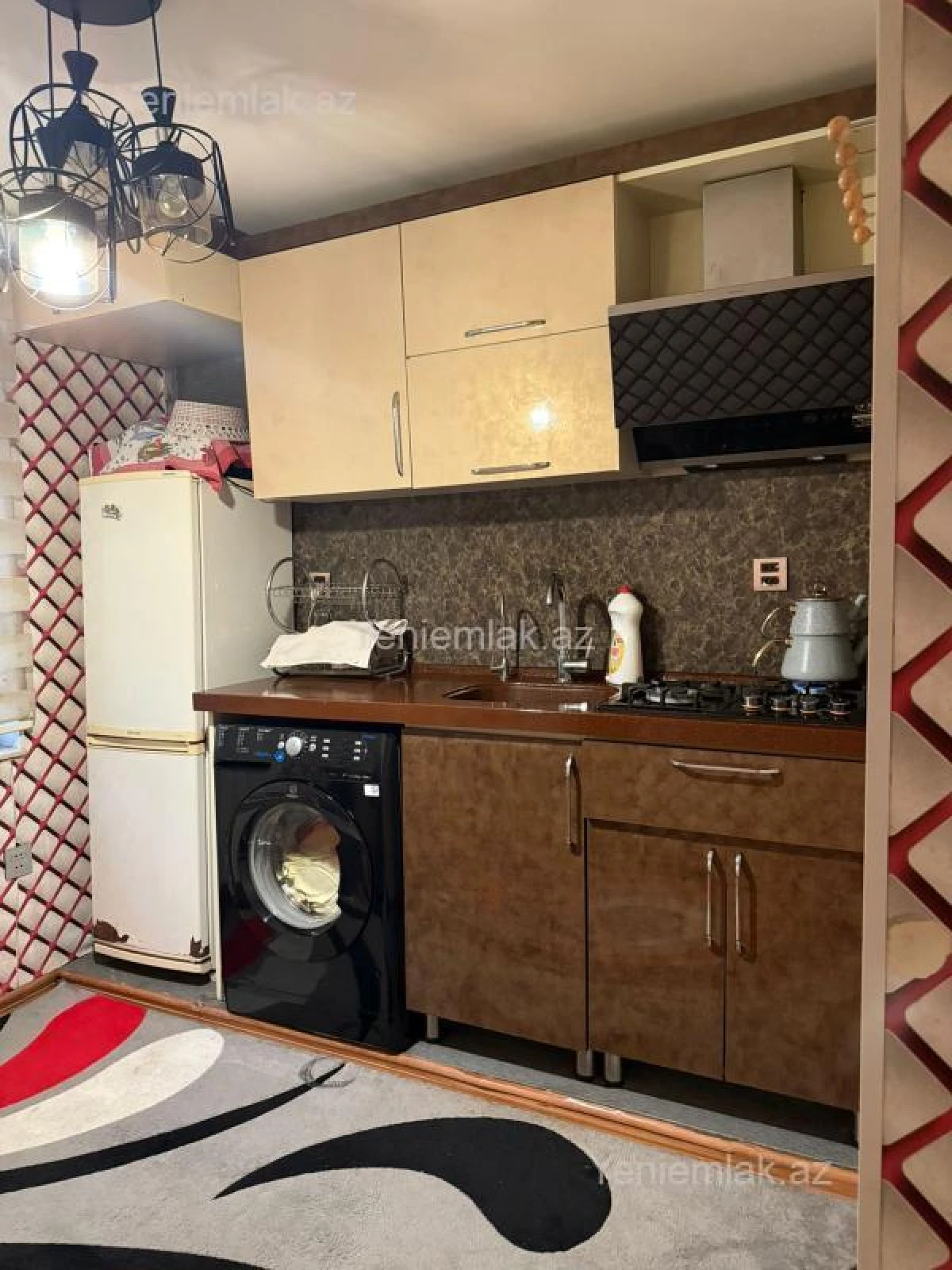 Satılır 3 otaqlı köhnə tikili 63 m²