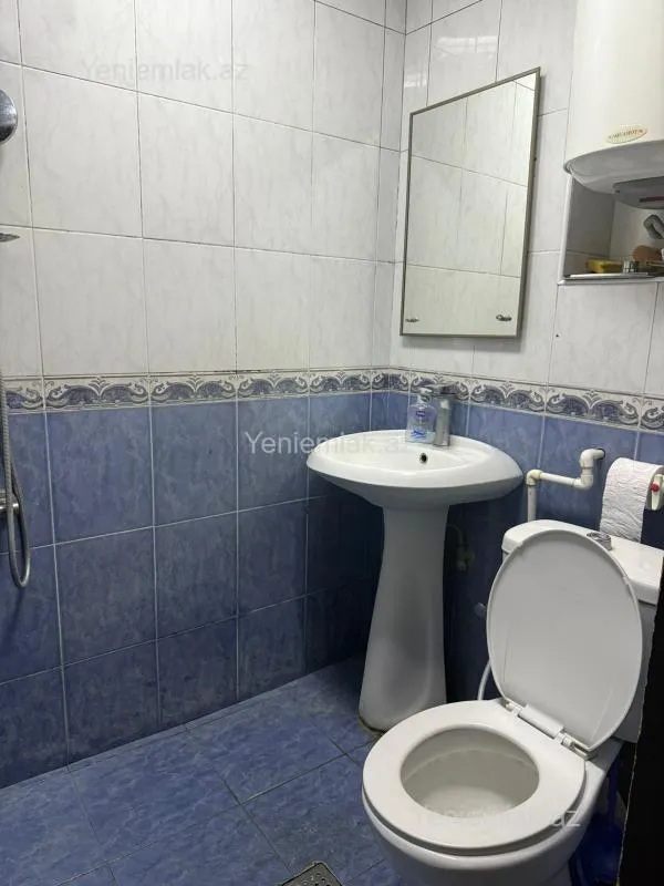 Satılır 3 otaqlı köhnə tikili 63 m²