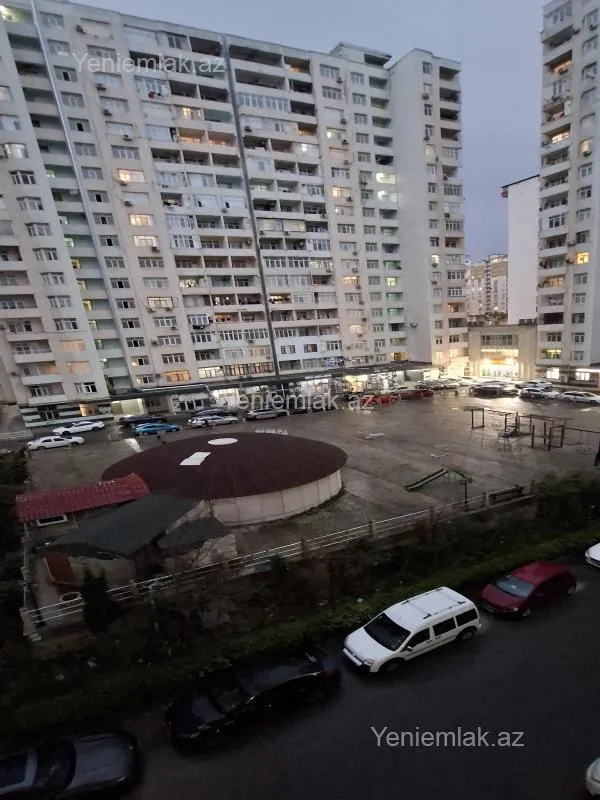 Satılır 2 otaqlı yeni tikili 68 m²