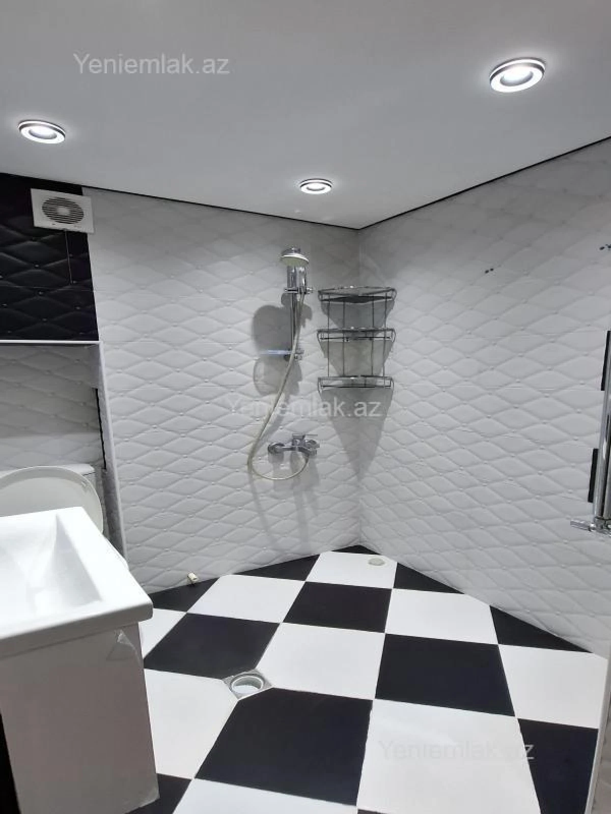 Satılır 2 otaqlı yeni tikili 68 m²