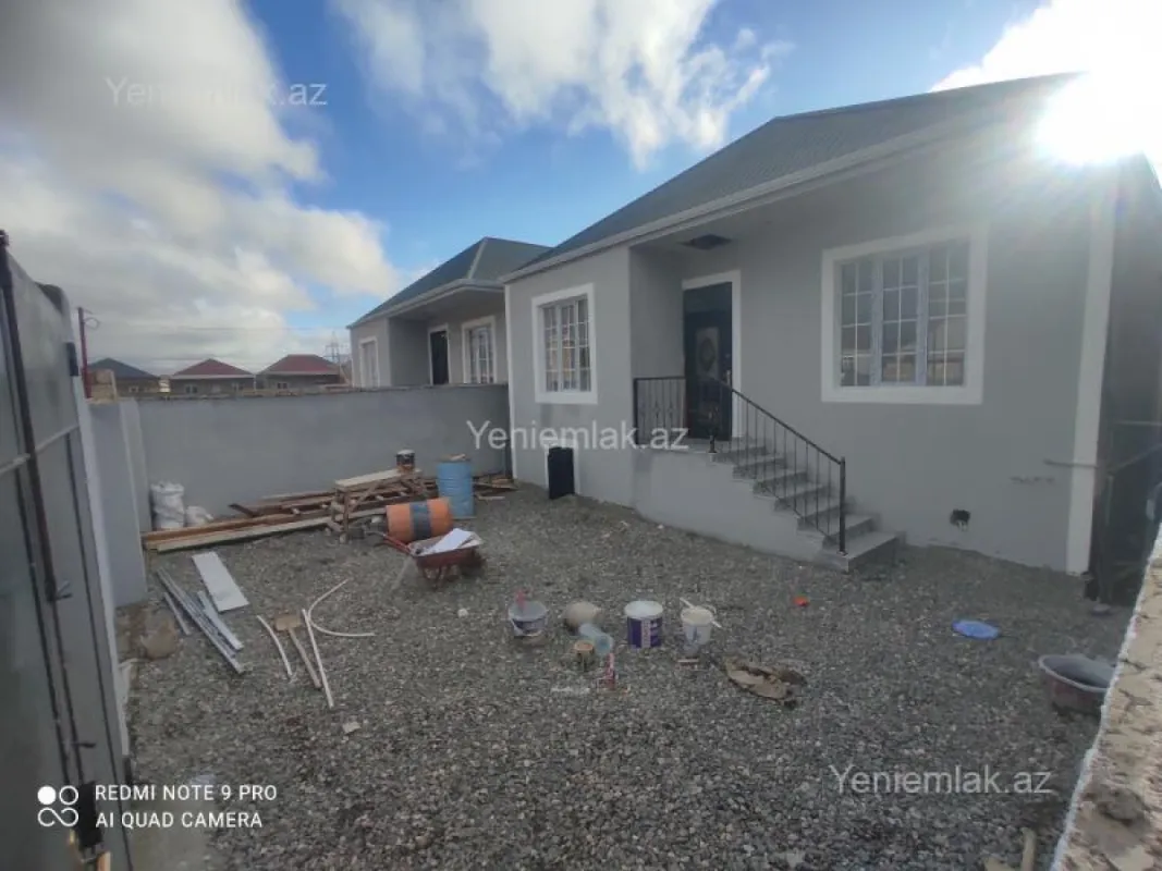 Satılır 3 otaqlı həyət evi 80 m²