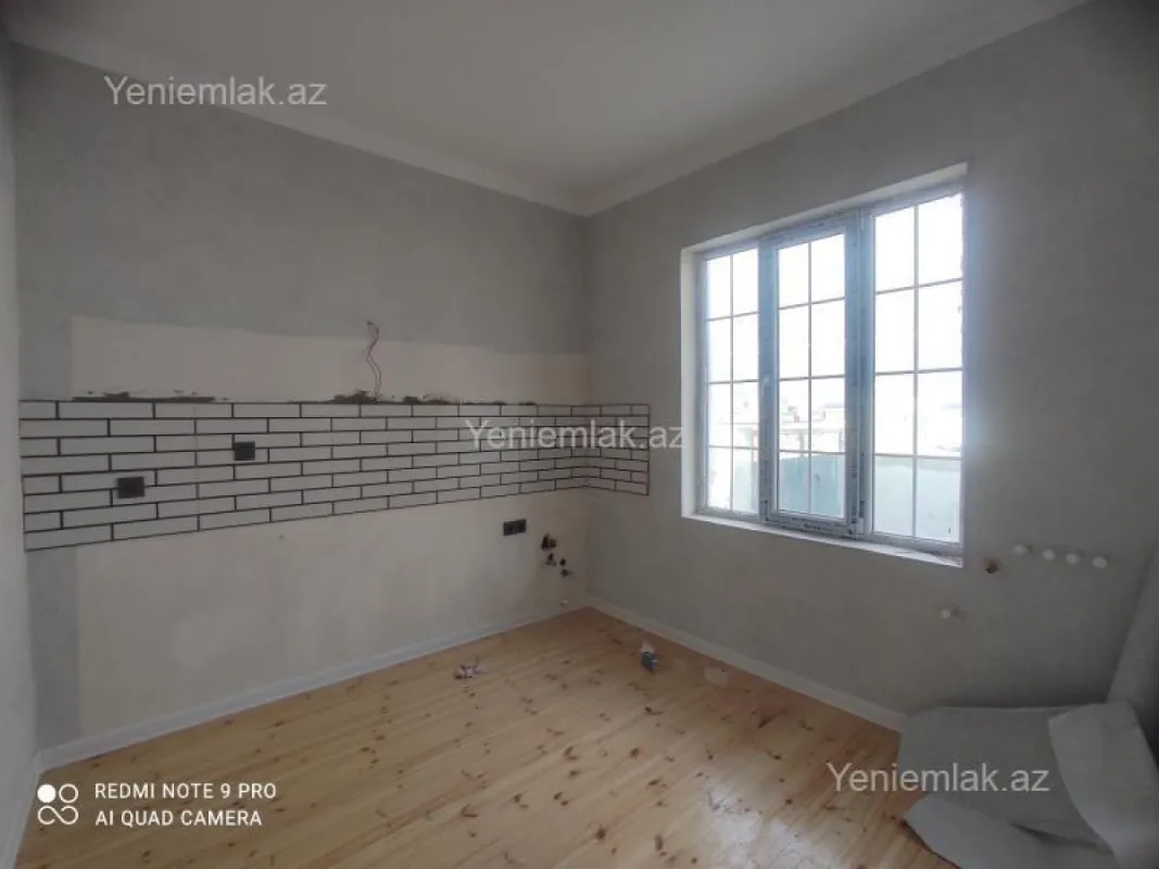 Satılır 3 otaqlı həyət evi 80 m²