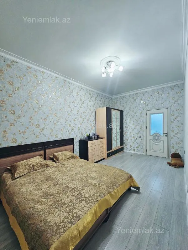 Satılır 3 otaqlı yeni tikili 98 m²