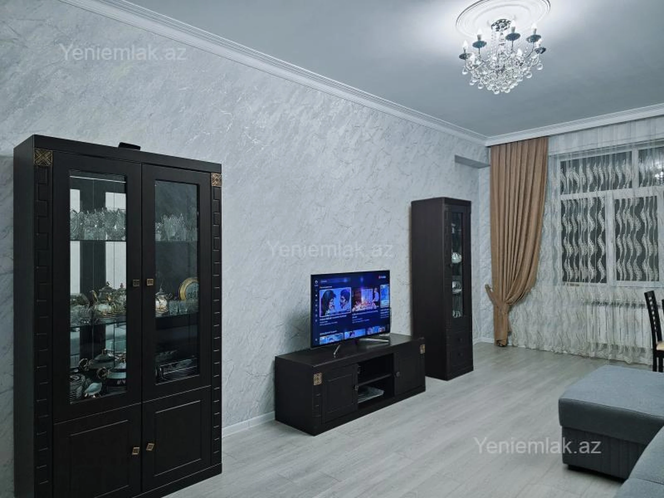 Satılır 3 otaqlı yeni tikili 98 m²