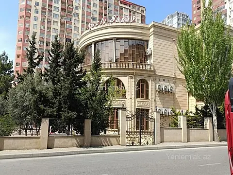 Satılır 5 otaqlı köhnə tikili 120 m² — Bakı, Nizami 5 otaq 120.00 m²