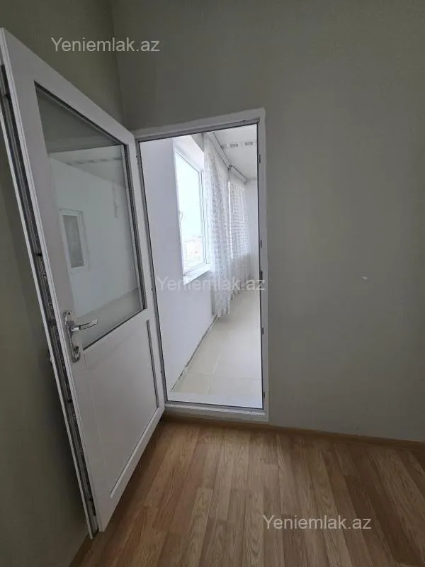 Satılır 6 otaqlı həyət evi 200 m²