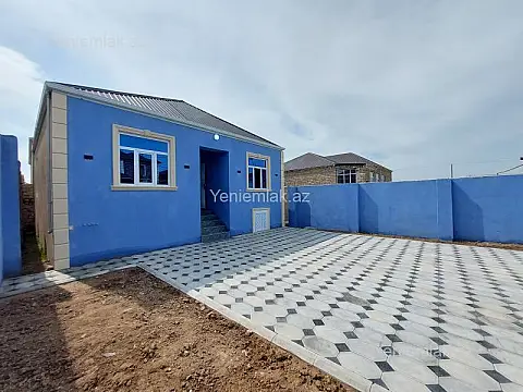 Satılır 3 otaqlı həyət evi 100 m²