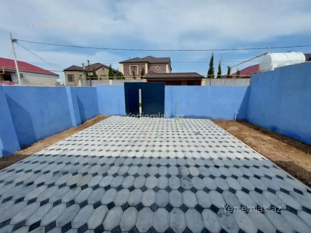 Satılır 3 otaqlı həyət evi 100 m²