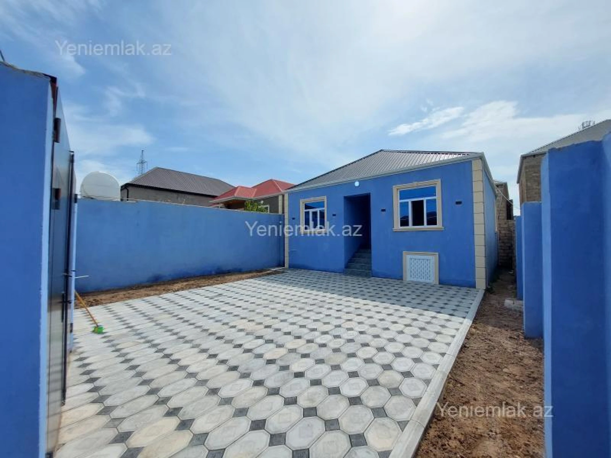 Satılır 3 otaqlı həyət evi 100 m²