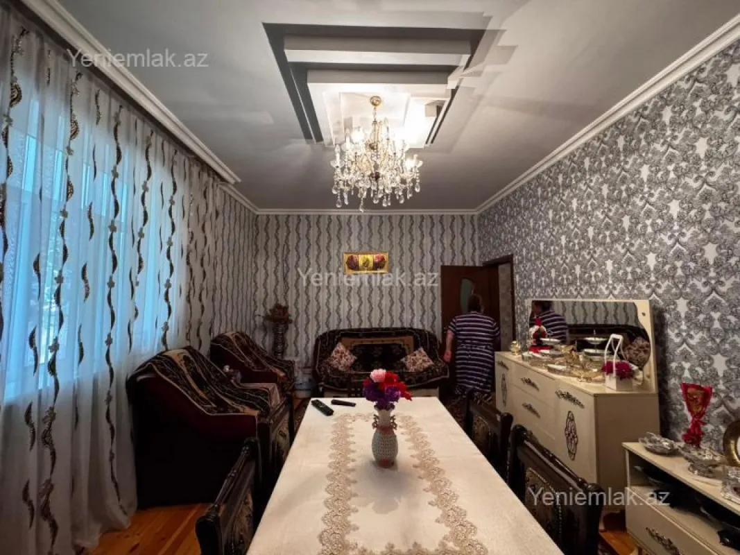 Satılır 3 otaqlı həyət evi 100 m²