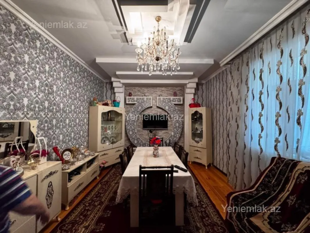 Satılır 3 otaqlı həyət evi 100 m²