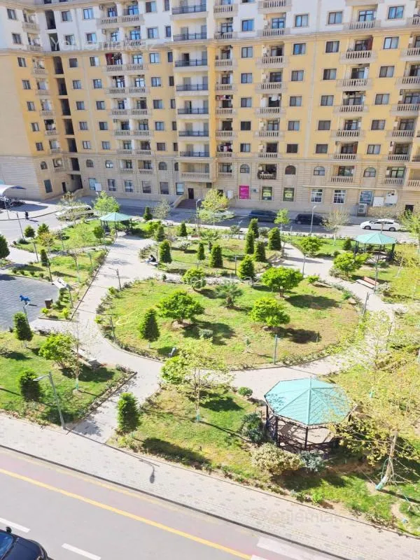 Satılır 3 otaqlı yeni tikili 98 m²