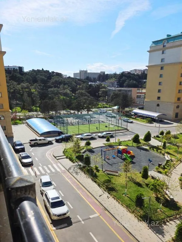 Satılır 3 otaqlı yeni tikili 98 m²