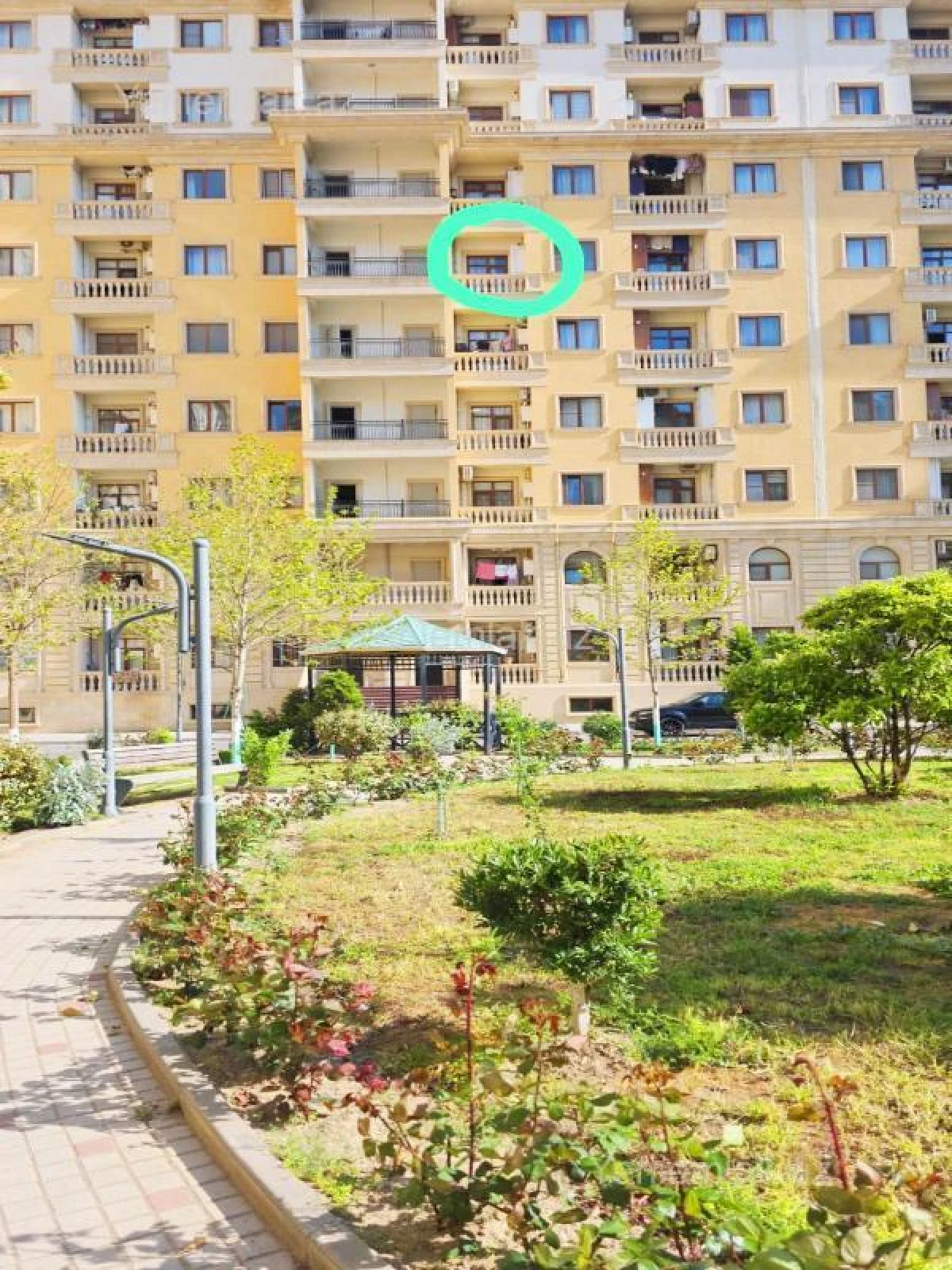 Satılır 3 otaqlı yeni tikili 98 m²