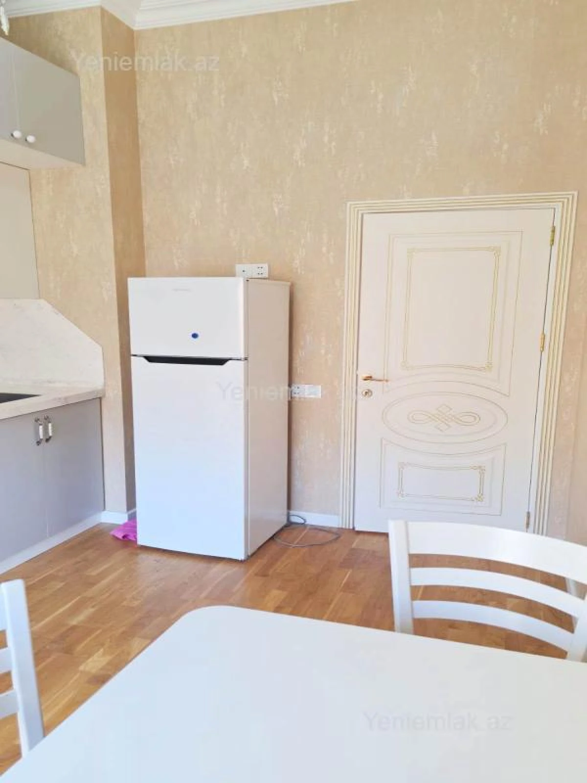 Satılır 3 otaqlı yeni tikili 98 m²