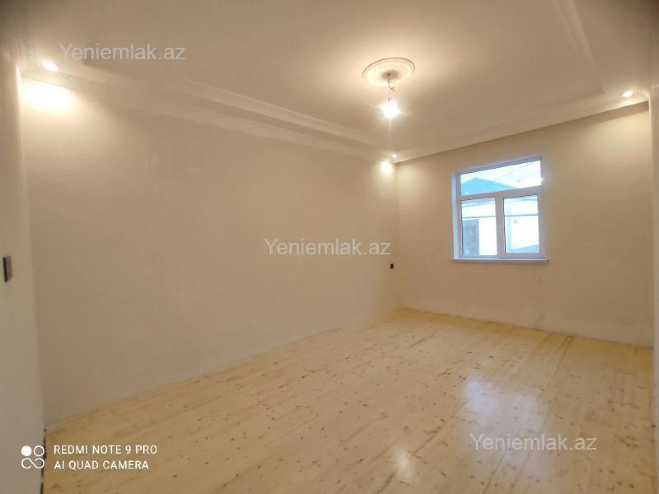 Satılır 3 otaqlı həyət evi 80 m²