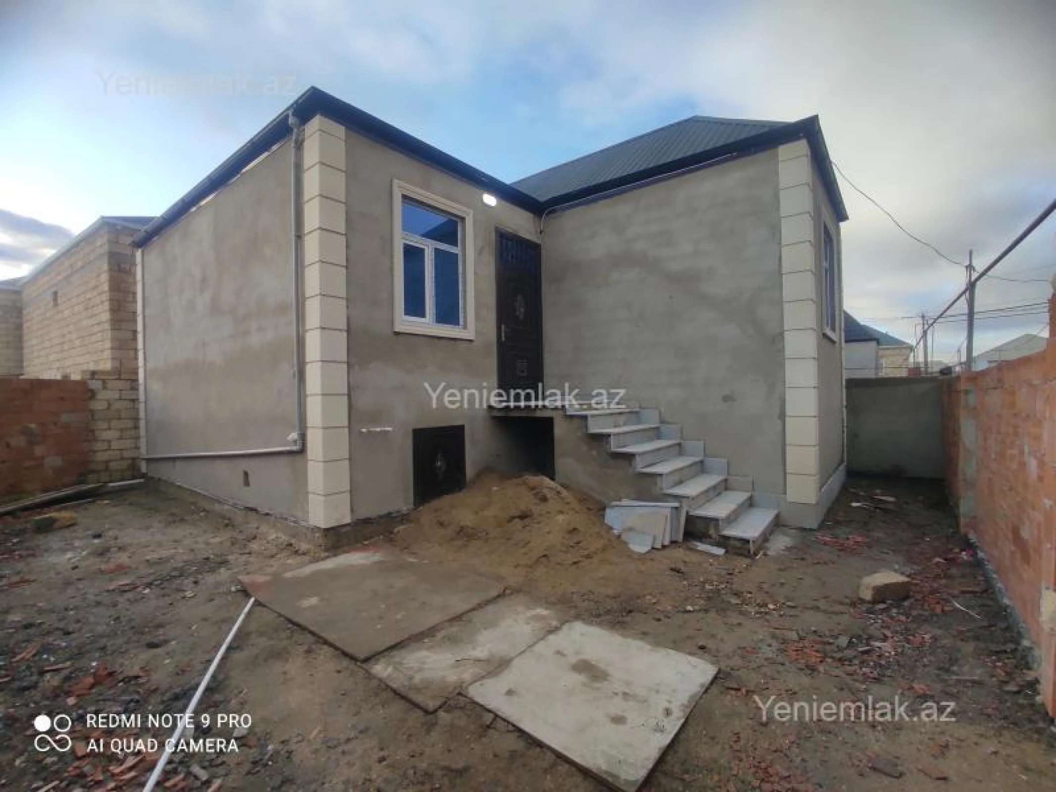 Satılır 3 otaqlı həyət evi 80 m²