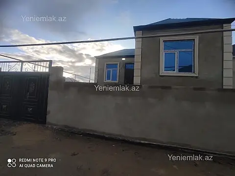 Satılır 3 otaqlı həyət evi 80 m²