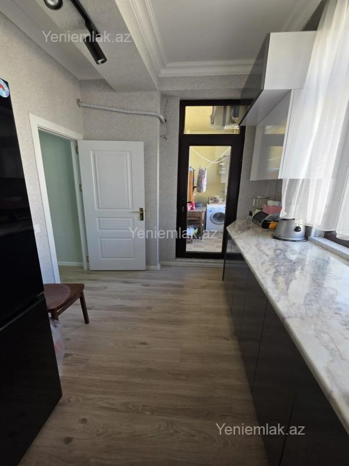 Satılır 2 otaqlı yeni tikili 84 m²