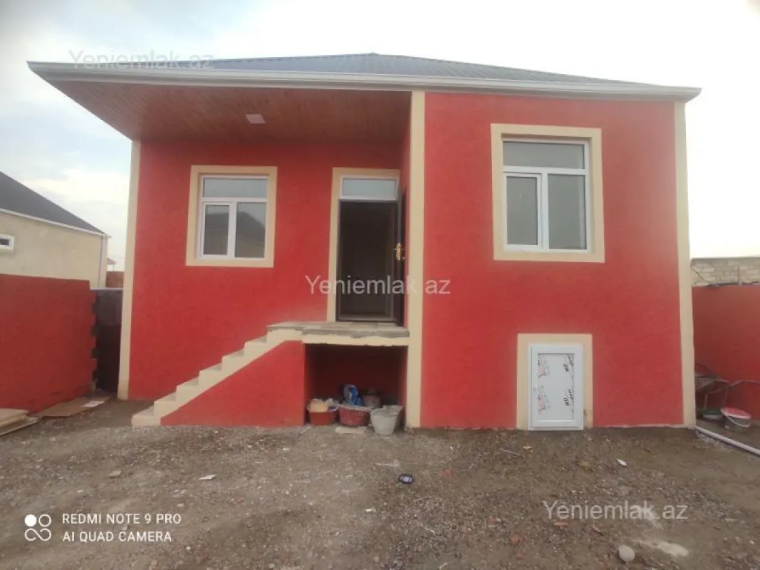 Satılır 3 otaqlı həyət evi 80 m²